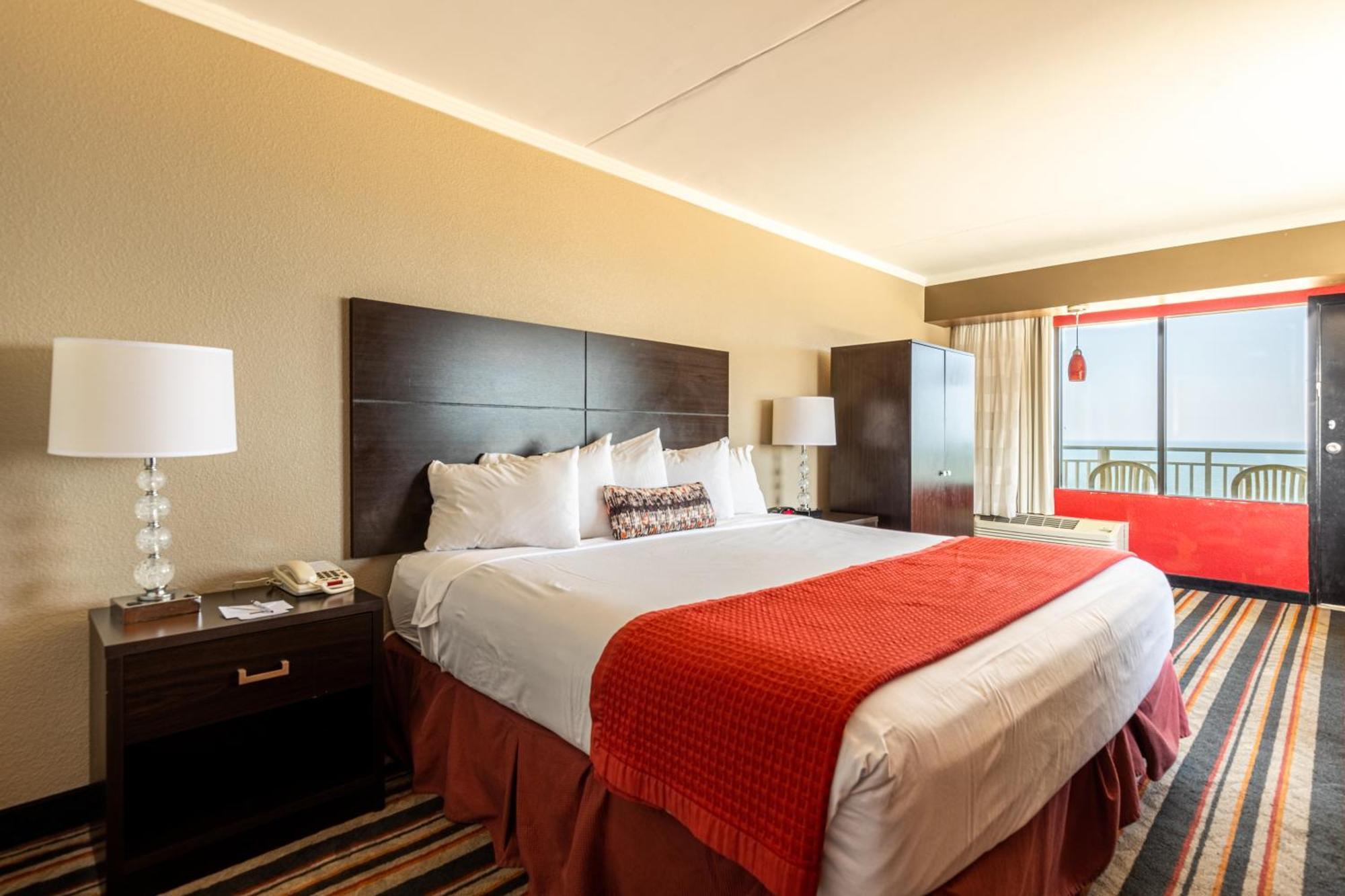 Two-Bedroom Suite,1589405020:JPEG